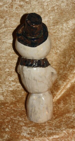 handgefertigter Keramik Schneemann mit blauem Schal – Bild 2